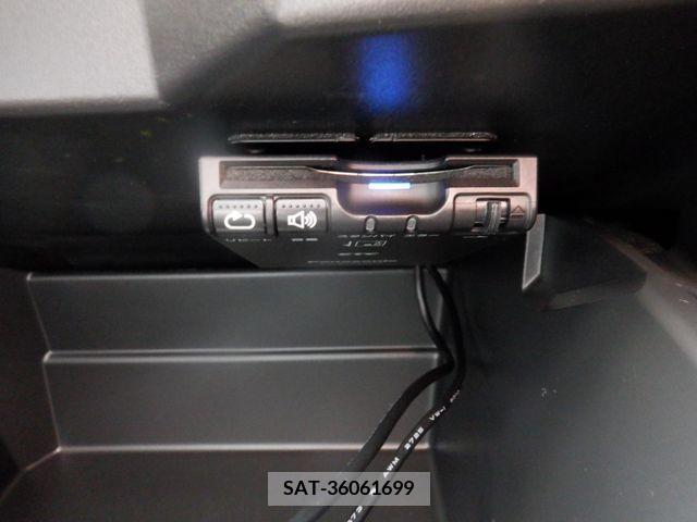 Nissan KICKS 2021-06 362267-23