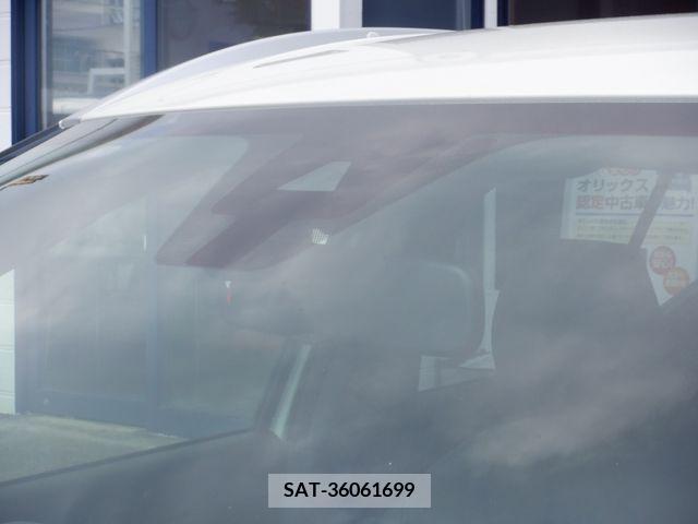 Nissan KICKS 2021-06 362267-9