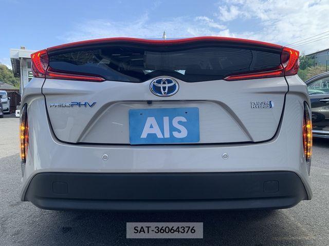 Toyota PRIUS PHV 2017-05 236285-6