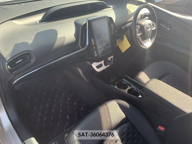 Toyota PRIUS PHV 2017-05 236285-17