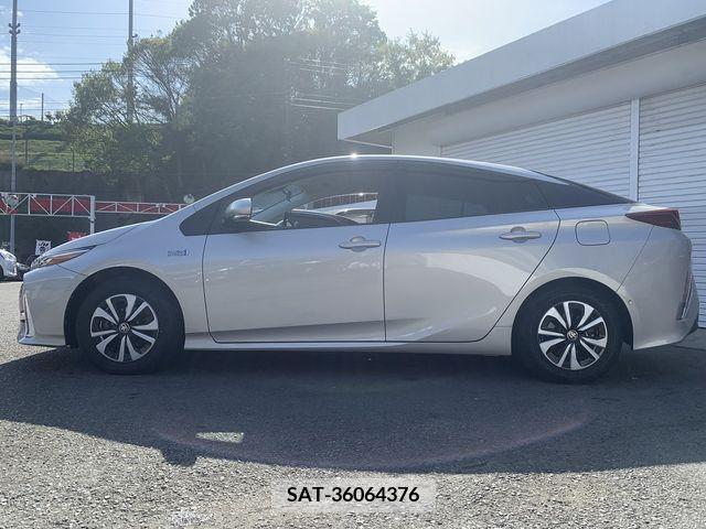 Toyota PRIUS PHV 2017-05 236285-8
