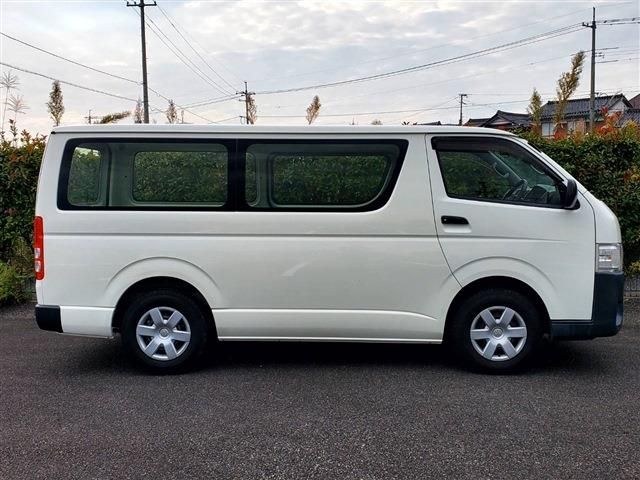 Toyota REGIUSACE VAN 2016-01 23646-2