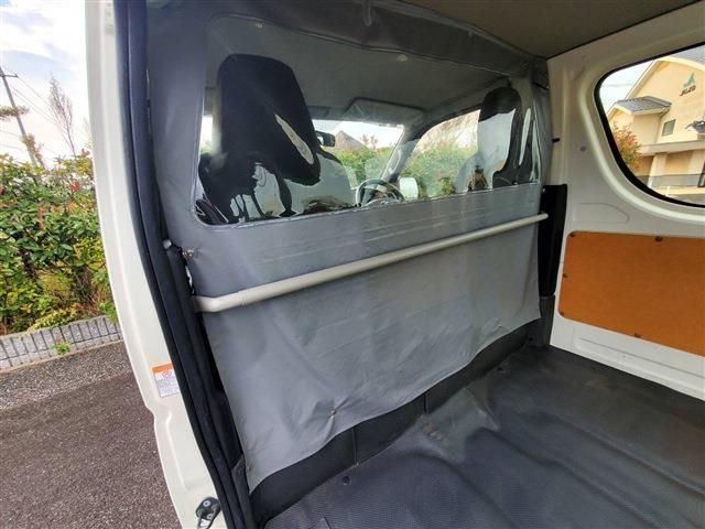 Toyota REGIUSACE VAN 2016-01 23646-8