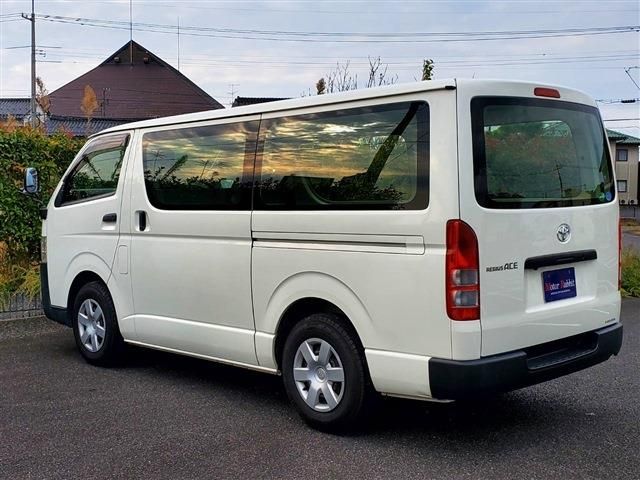 Toyota REGIUSACE VAN 2016-01 23646-4