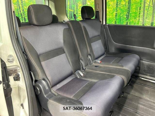 Nissan SERENA 2009-10 351091-9