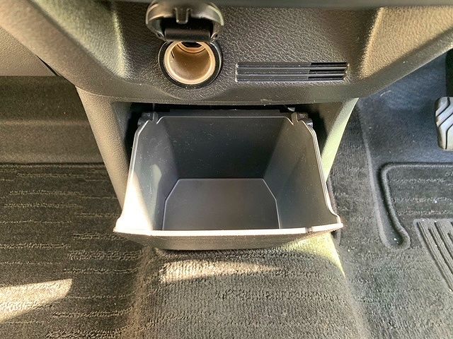 Nissan DAYZ 2019-10 28782-23