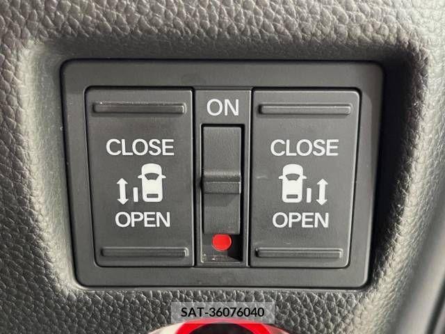 Honda N BOX CUSTOM 2017-11 279247-5