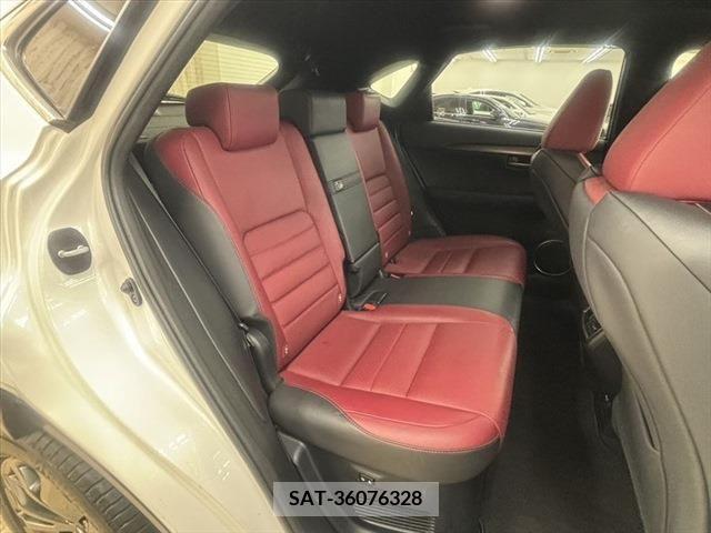 Lexus NX 2015-07 276043-18