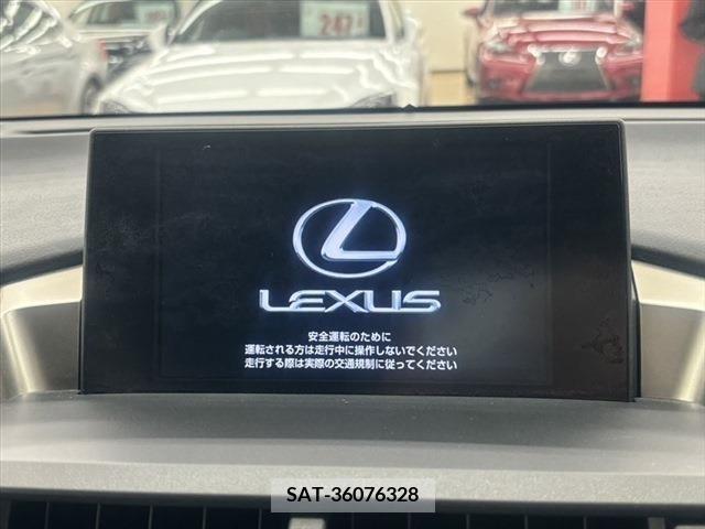 Lexus NX 2015-07 276043-24