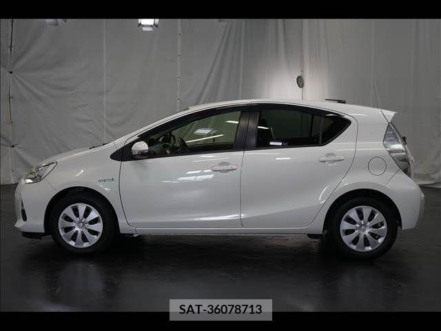 Toyota AQUA 2014-04 314175-14