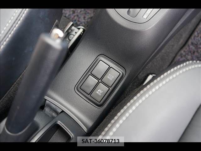 Toyota AQUA 2014-04 314175-5
