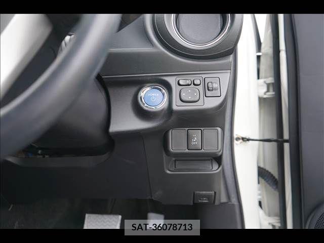 Toyota AQUA 2014-04 314175-13