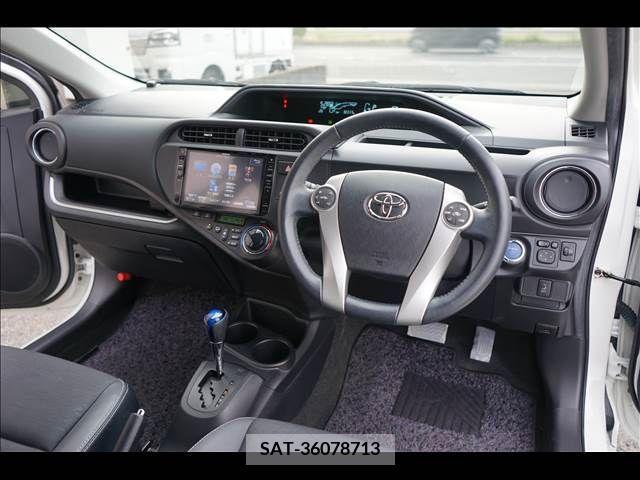 Toyota AQUA 2014-04 314175-1