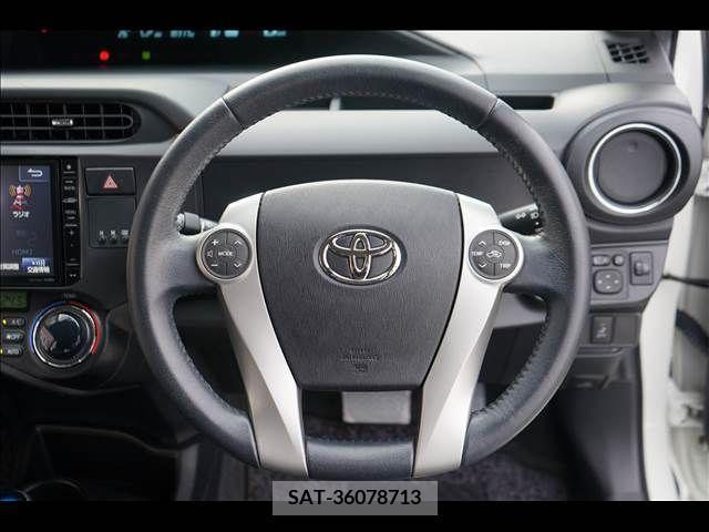 Toyota AQUA 2014-04 314175-9