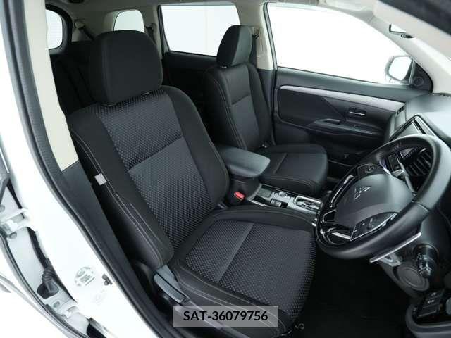 Mitsubishi OUTLANDER 2018-10 281275-5