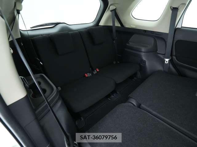Mitsubishi OUTLANDER 2018-10 281275-7
