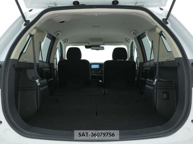 Mitsubishi OUTLANDER 2018-10 281275-10