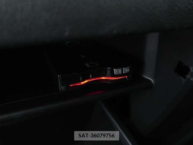 Mitsubishi OUTLANDER 2018-10 281275-18