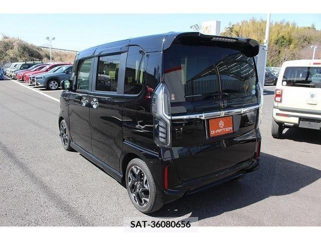 Honda N BOX CUSTOM 2019-09 213746-8