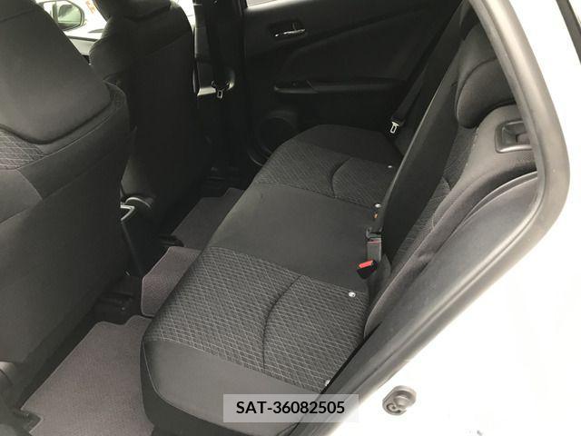 Toyota PRIUS 2018-04 281839-6