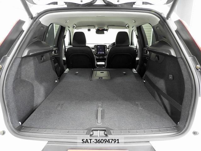 Volvo XC40 2019-09 348079-26