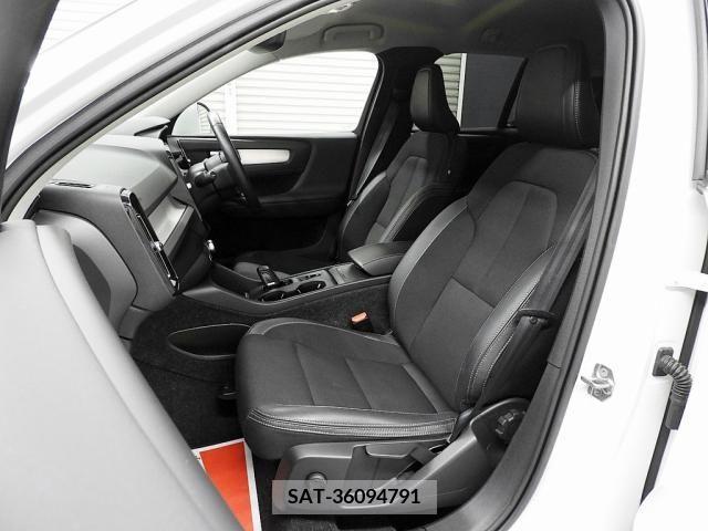 Volvo XC40 2019-09 348079-21