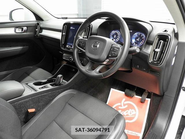 Volvo XC40 2019-09 348079-18