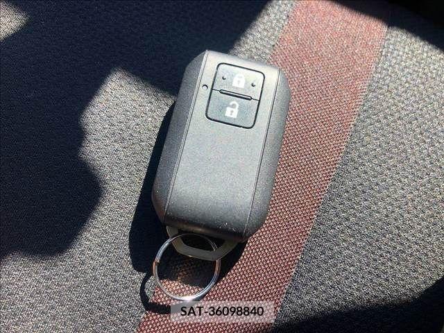 Suzuki WAGON R 2017-04 211660-19