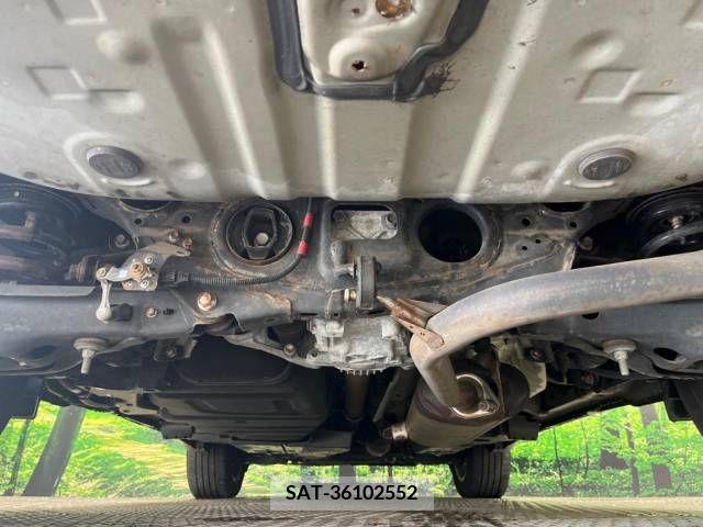 Toyota HARRIER 2015-10 321907-19