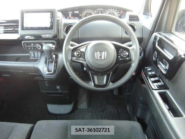 Honda N BOX 2021-05 307339-1
