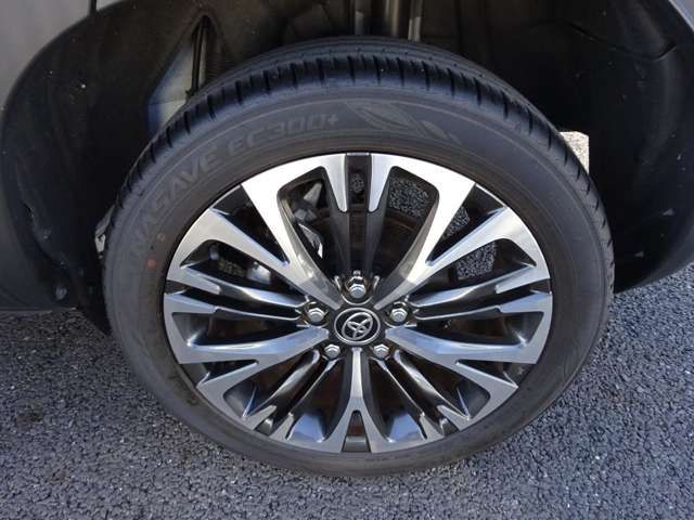 Toyota YARIS CROSS 2021-05 183769-12
