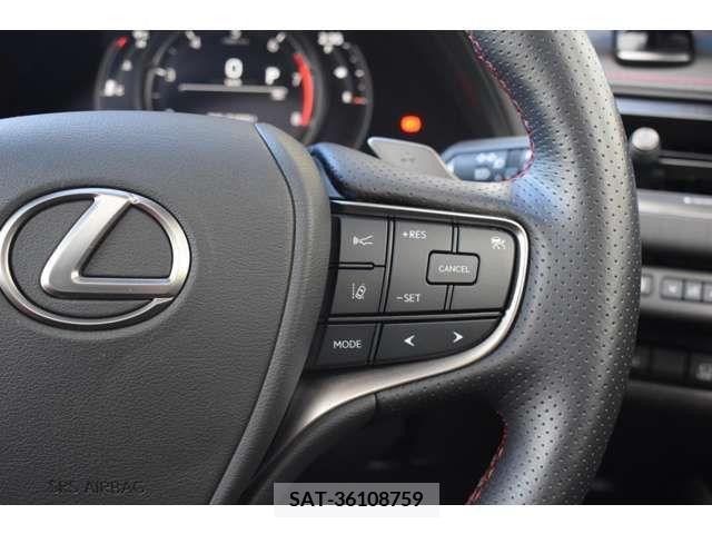 Lexus UX 2020-01 221899-16