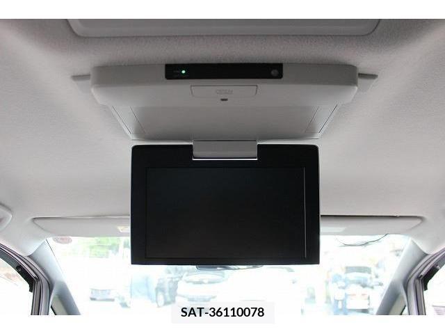 Toyota NOAH 2014-01 374049-2