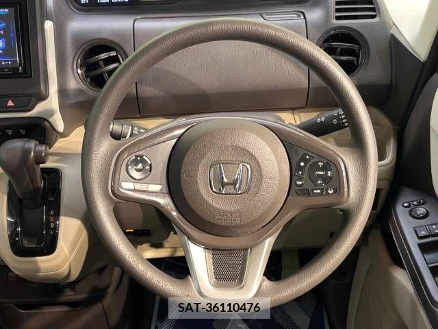 Honda N BOX 2018-04 280542-11