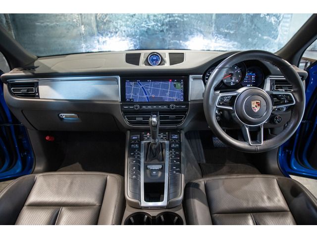 Porsche MACAN 2020-02 187602-1