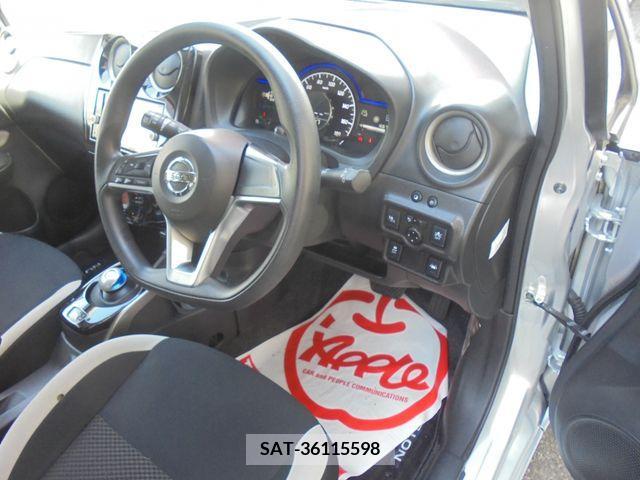 Nissan NOTE 2017-09 348838-11
