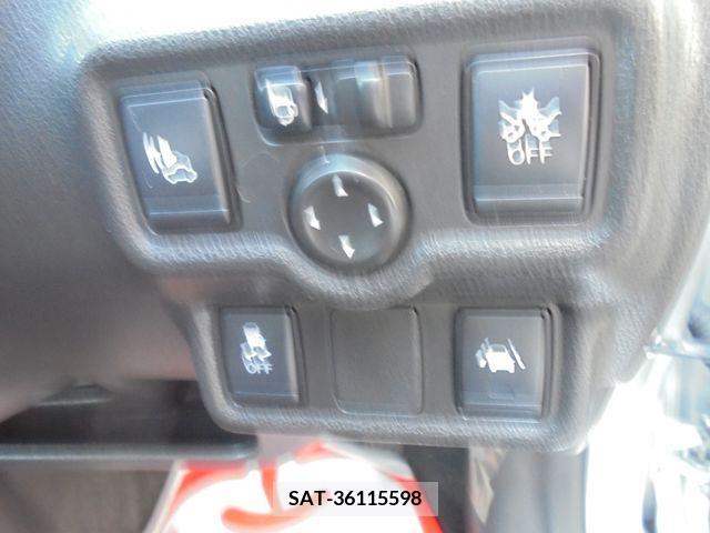 Nissan NOTE 2017-09 348838-12