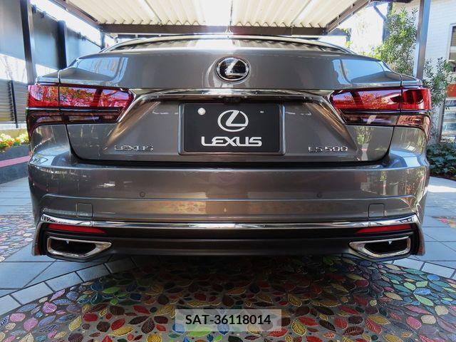 Lexus LS 2022-09 388173-4