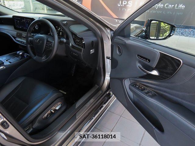 Lexus LS 2022-09 388173-16