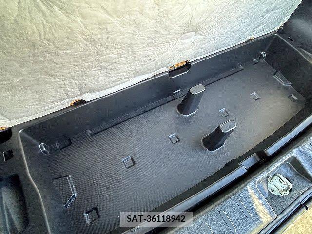 Nissan MOCO 2012-01 256319-23