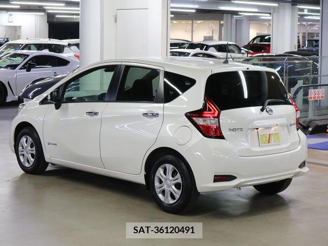 Nissan NOTE 2017-12 206779-6