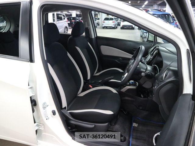 Nissan NOTE 2017-12 206779-11
