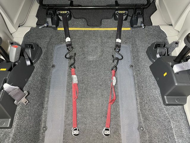 Daihatsu TANTO 2017-08 22641-8