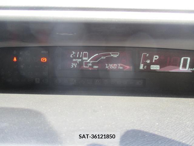 Toyota AQUA 2017-06 327936-5