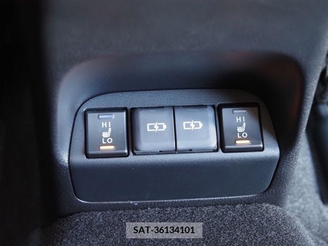 Lexus UX 2022-07 275944-14
