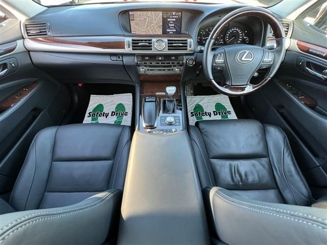 Lexus LS 2014-03 15810-10