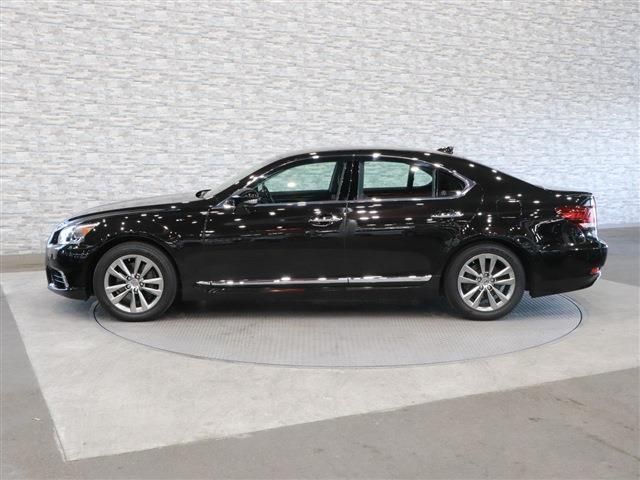 Lexus LS 2014-03 15810-6