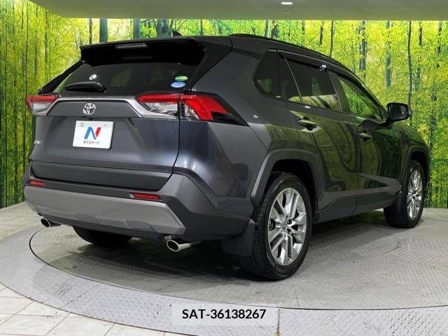Toyota RAV4 2019-09 282805-17