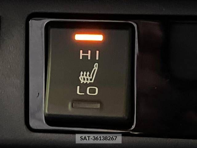 Toyota RAV4 2019-09 282805-7