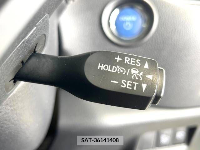 Toyota C-HR 2018-01 294957-5